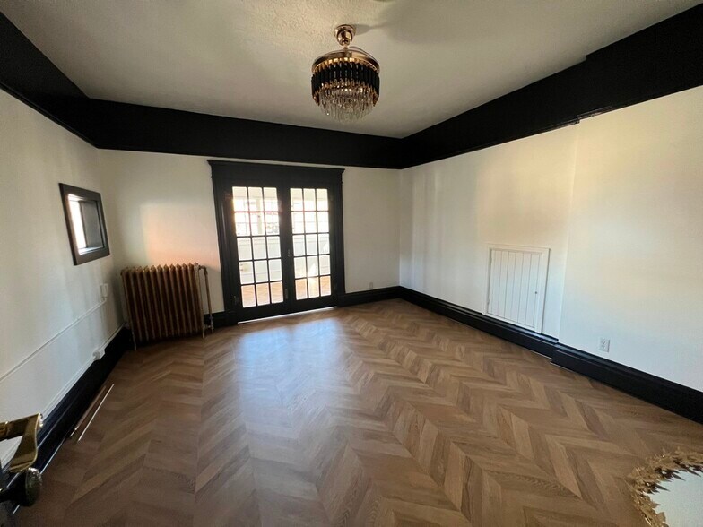 More Photos Of 100 W Main St, Boise Office Residential For Lease