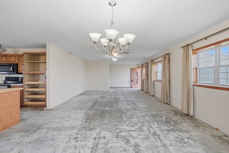 More Photos Of 10465 Elizas Rd, Saint George Horse Stables For Sale