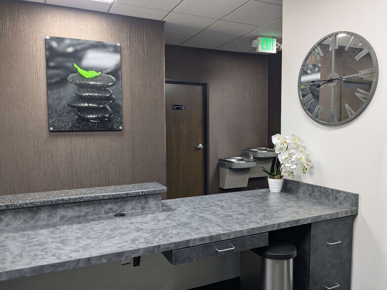 More Photos Of 6253 Grand River Rd, Brighton Unknown For Lease