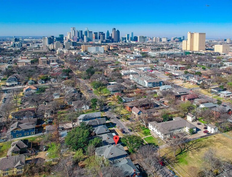 More Photos Of 4630 Junius St, Dallas Multifamily For Sale