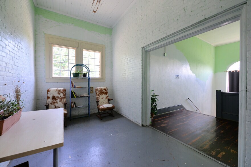 More Photos Of 156 School Rd, Mill Spring Office For Lease