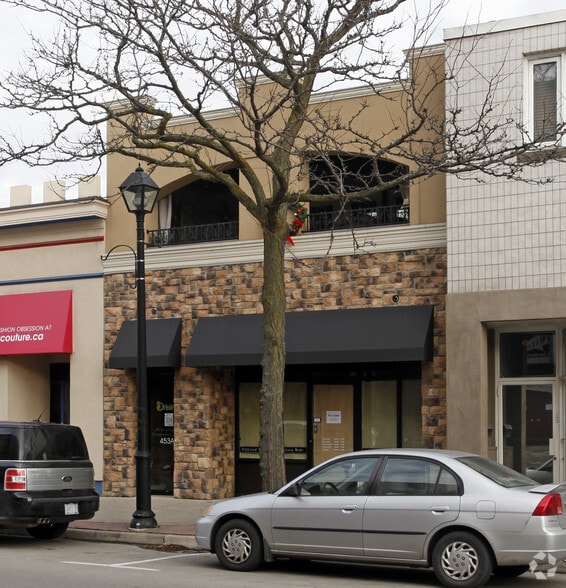 More Photos Of 453 Brant St, Burlington Storefront Retail Residential For Sale