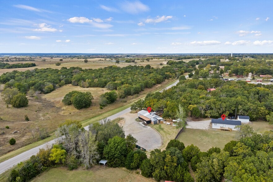 More Photos Of 3133 Chickasaw Trl, Sulphur Restaurant For Sale