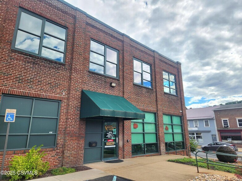 More Photos Of 353 Main St, Catawissa Office For Lease