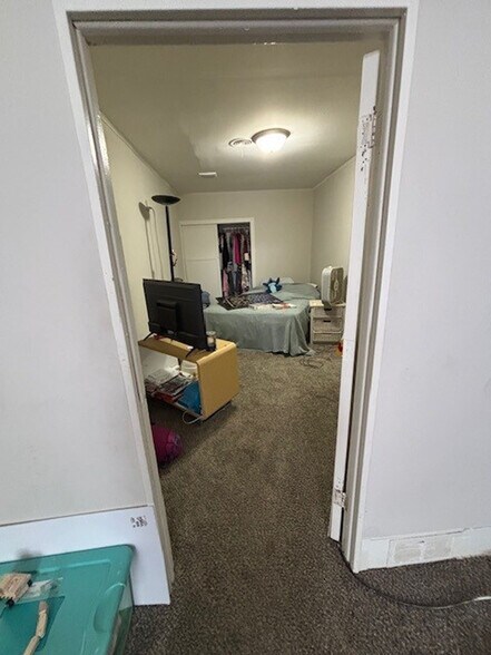 More Photos Of 15 N Main St, Three Rivers General Retail For Sale