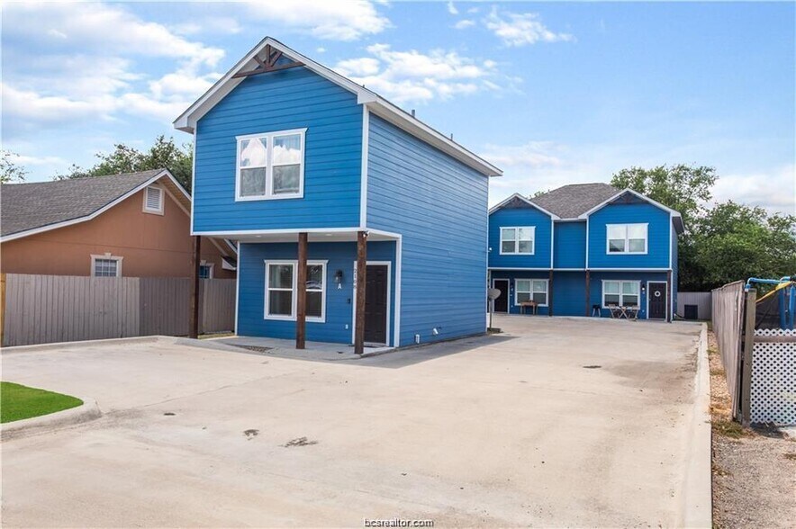 More Photos Of 2108 Cavitt Ave, Bryan Specialty For Sale