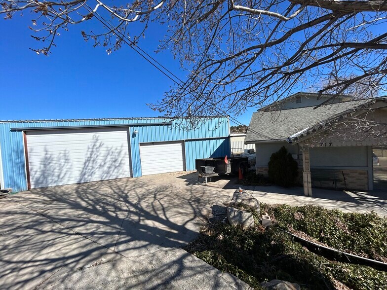 More Photos Of 717 5th St, Prescott Manufacturing For Lease