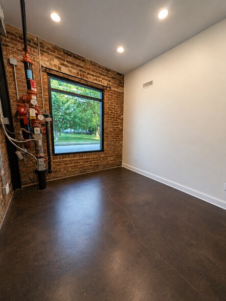 More Photos Of 413 Spears Ave, Chattanooga Loft Creative Space For Lease