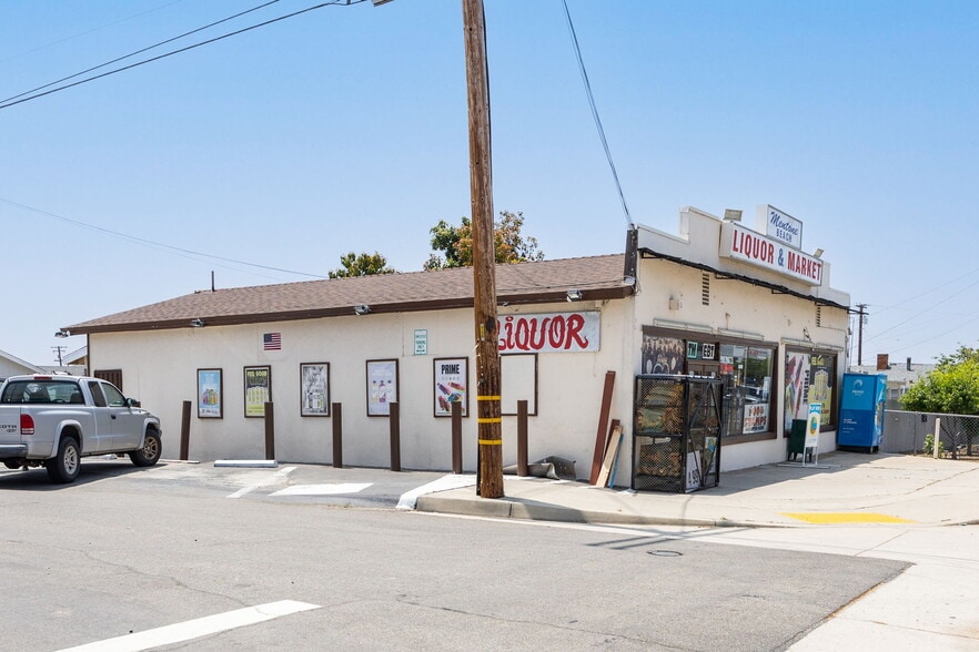 More Photos Of 1840 Mentone Blvd, Mentone Storefront Retail Residential For Sale