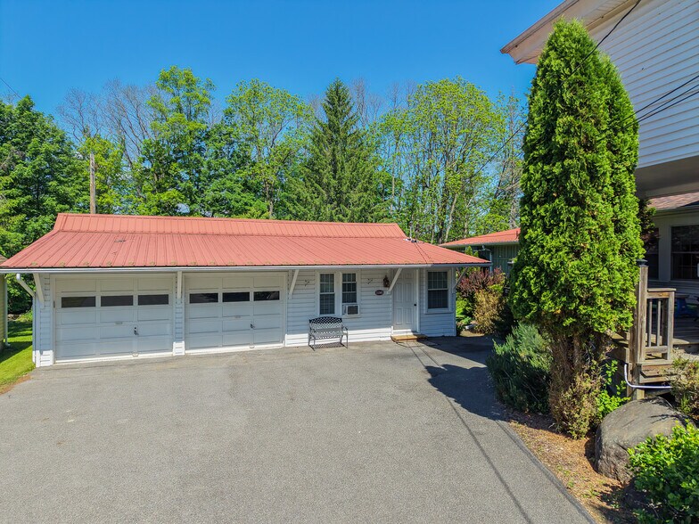 More Photos Of 11305 Rt-32, Greenville Freestanding For Sale