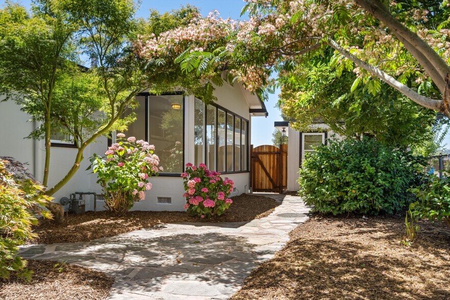 More Photos Of 720-724 Liberty Petaluma CA 94952-1014 rd, Petaluma Land For Sale