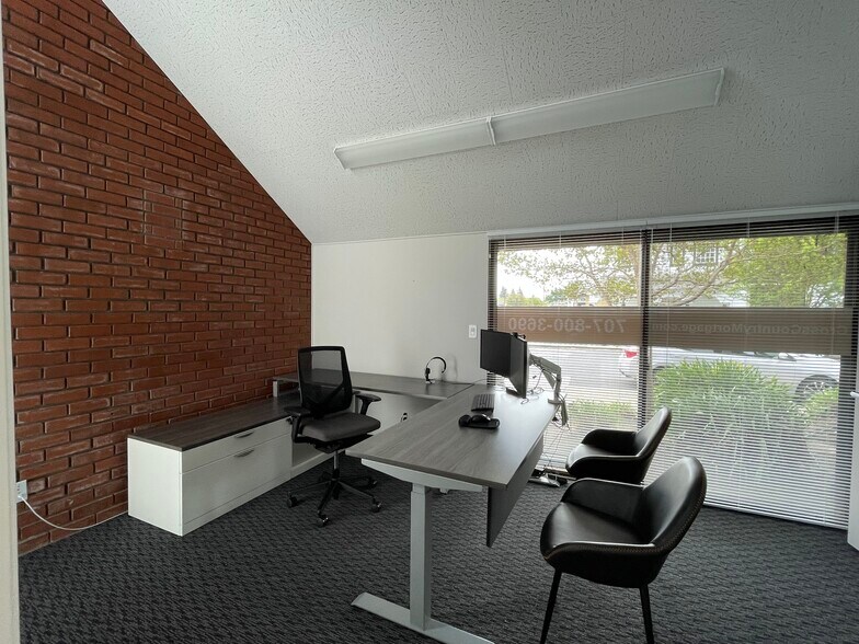 More Photos Of 2001 Jefferson St, Napa Office For Lease
