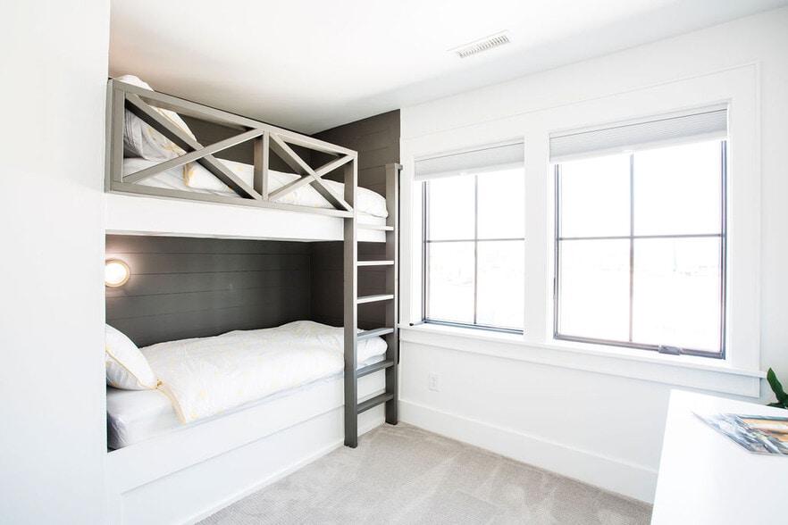 More Photos Of 112 Cape Fear Blvd, Carolina Beach Freestanding For Sale