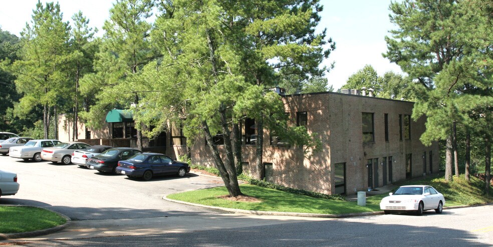 More Photos Of 2045 Brookwood Medical Ctr Dr, Birmingham Office For Sale