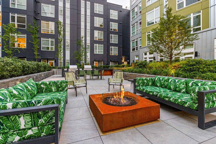 More Photos Of 17620 NE 69th Ct, Redmond Apartments For Lease