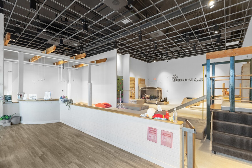 More Photos Of , Honolulu Multifamily For Sale