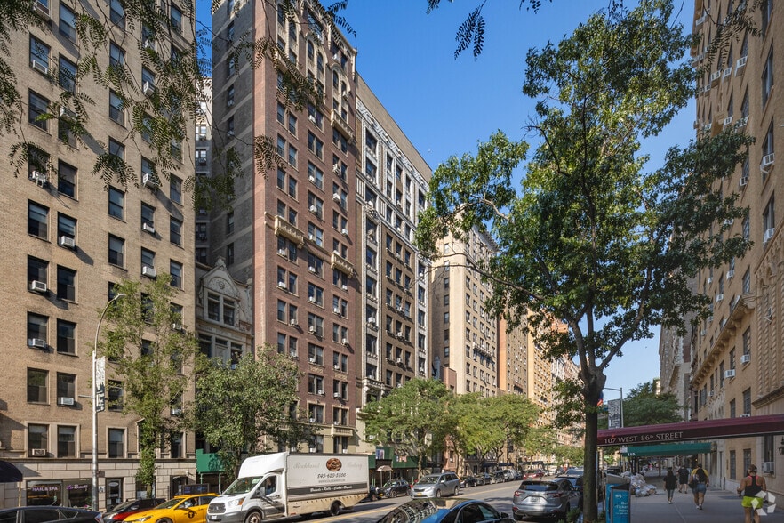 More Photos Of 160 W 86th St, New York Apartments For Sale