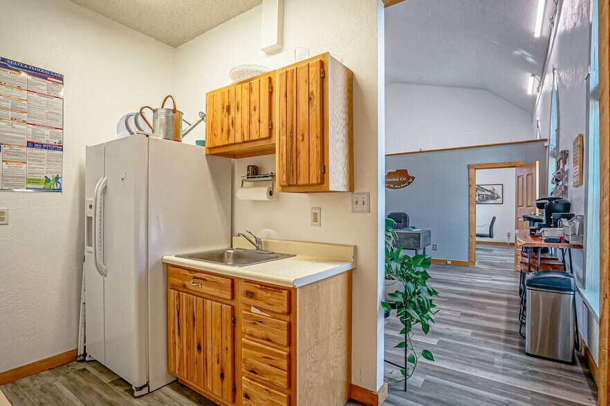 More Photos Of 431 University St, Trinidad Freestanding For Sale