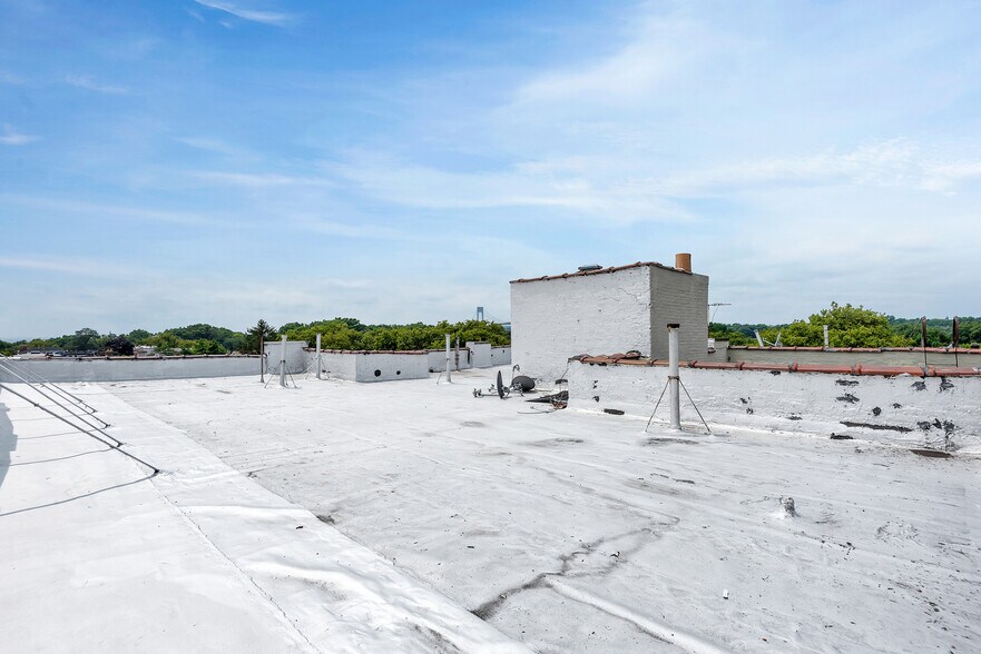 More Photos Of 8794 15th Ave, Brooklyn Apartments For Sale