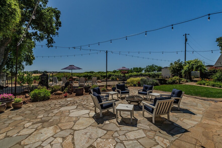 More Photos Of 10786 Shenandoah Rd, Plymouth Winery Vineyard For Sale