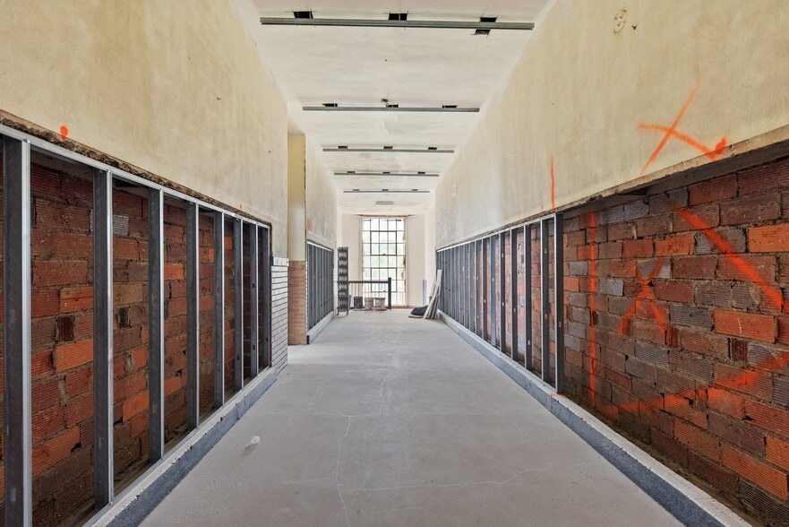 More Photos Of 300 W State St, Georgetown Apartments For Sale