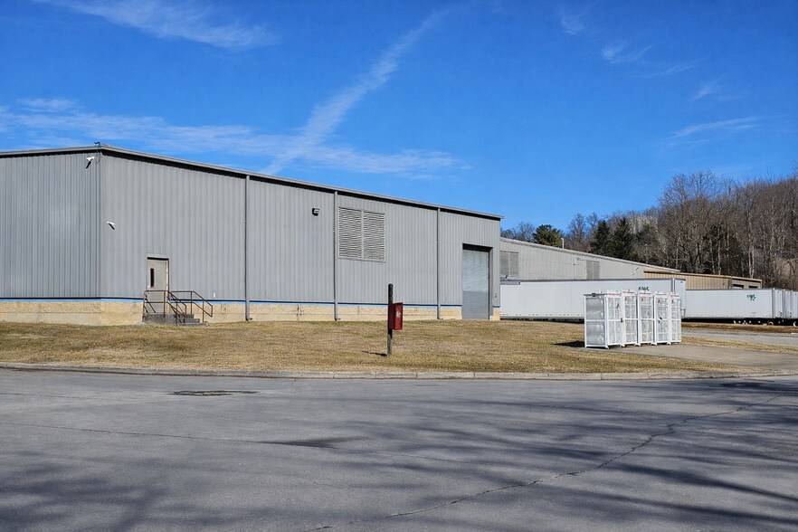 More Photos Of 280 Thomas Rd, Bristol Manufacturing For Sale