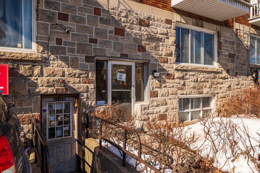More Photos Of 3871 Rue Rachel E E, Montréal Storefront Retail Residential For Sale