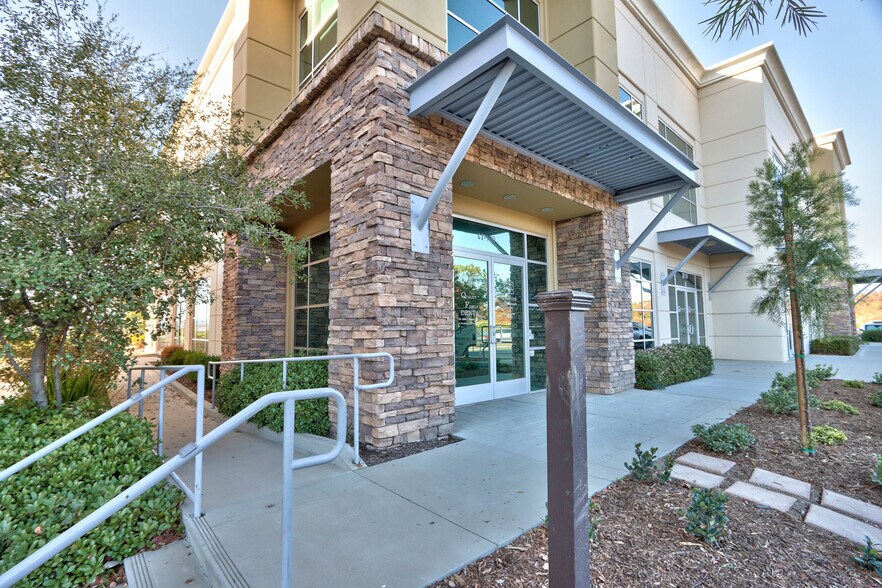 More Photos Of 38605 Calistoga Dr, Murrieta Medical For Sale