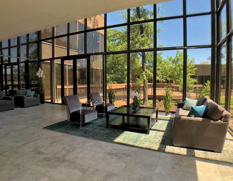 More Photos Of 1733 Briarcrest Dr, Bryan Office For Lease