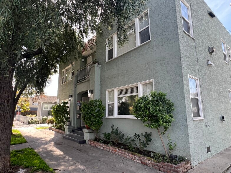 More Photos Of 1545 E 4th St, Long Beach Apartments For Sale