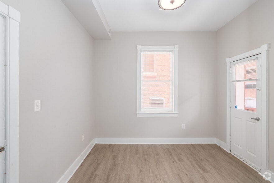 More Photos Of 617-631 W Lexington St, Baltimore Apartments For Lease