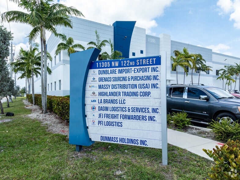 More Photos Of 11305 NW 122nd St, Miami Refrigeration Cold Storage For Lease