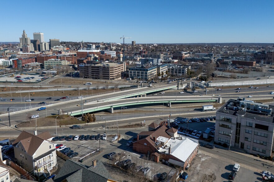 More Photos Of 75-79 Plain St, Providence Medical For Lease