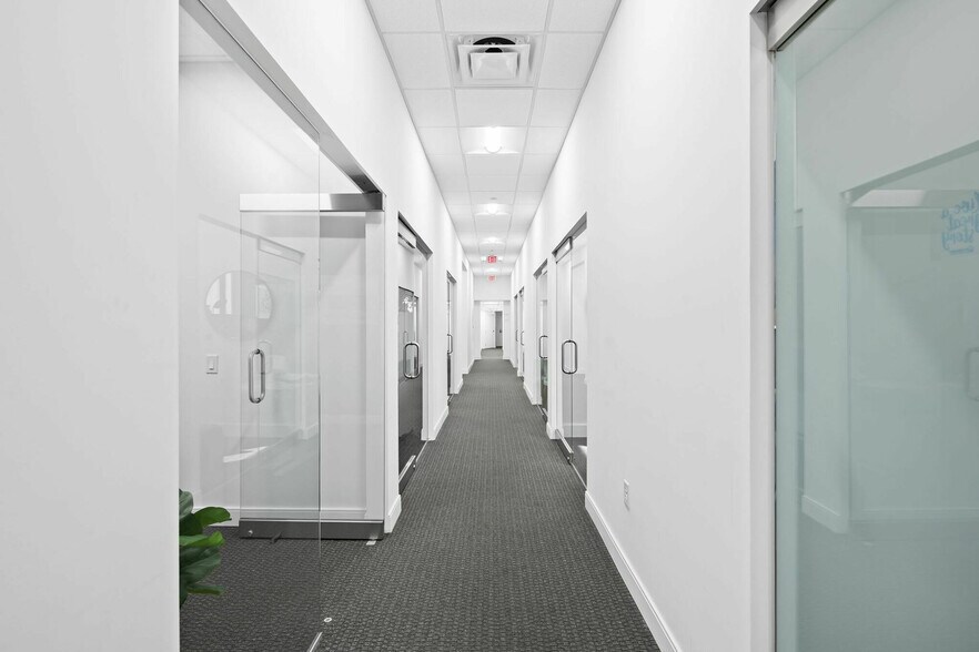 More Photos Of 1471 NE 26th St, Wilton Manors Office Residential For Lease