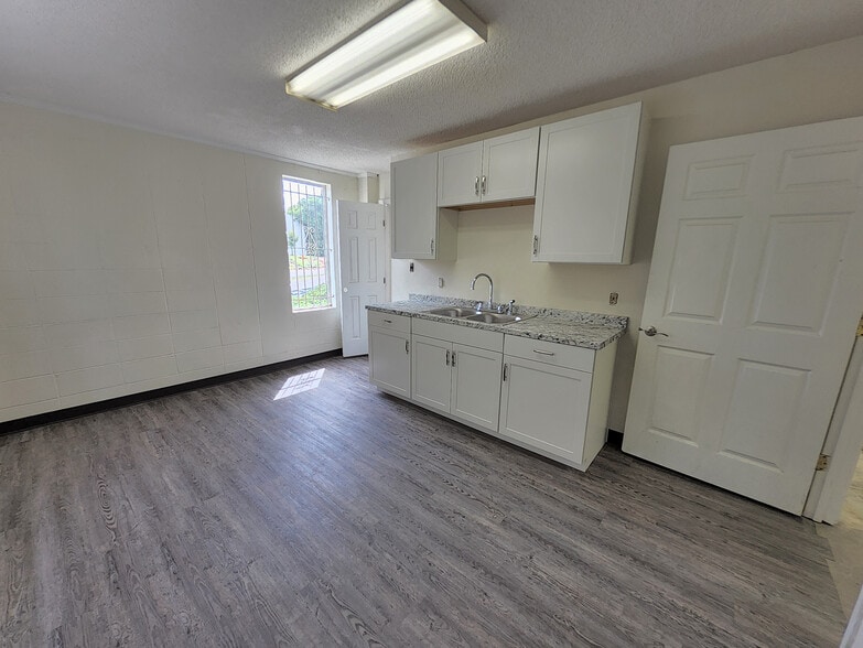 More Photos Of 1823 Gregg St, Columbia Loft Creative Space For Lease