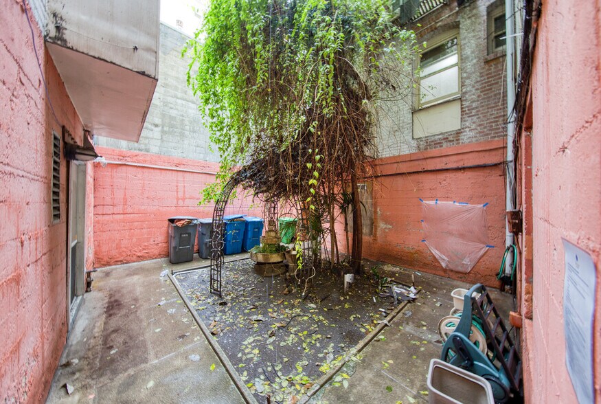 More Photos Of 755 Bush St, San Francisco Apartments For Sale