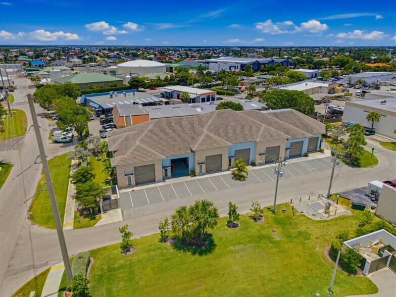 More Photos Of 921 Windward Dr, Marco Island Warehouse For Sale