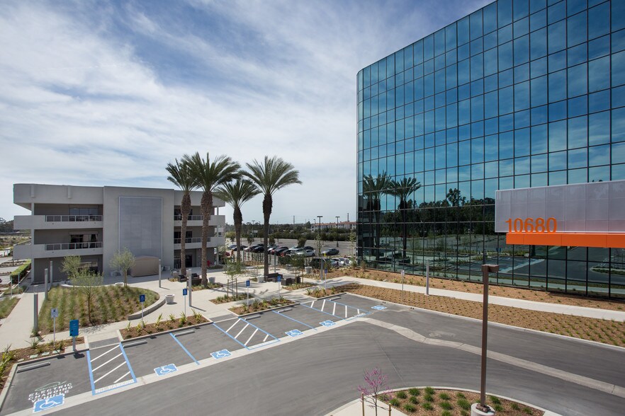 More Photos Of 10650 Treena St, San Diego Office For Lease