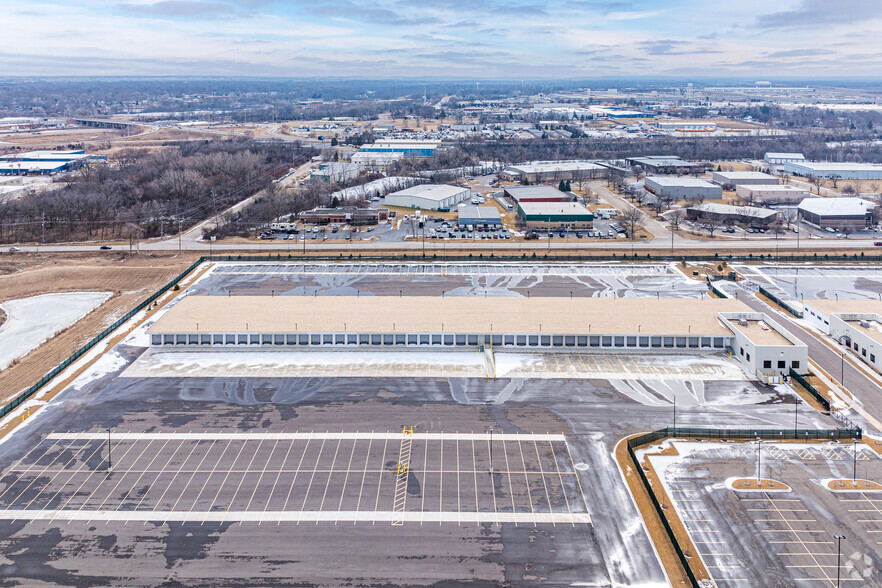 More Photos Of 1701 Transit Way, Montgomery Truck Terminal For Lease