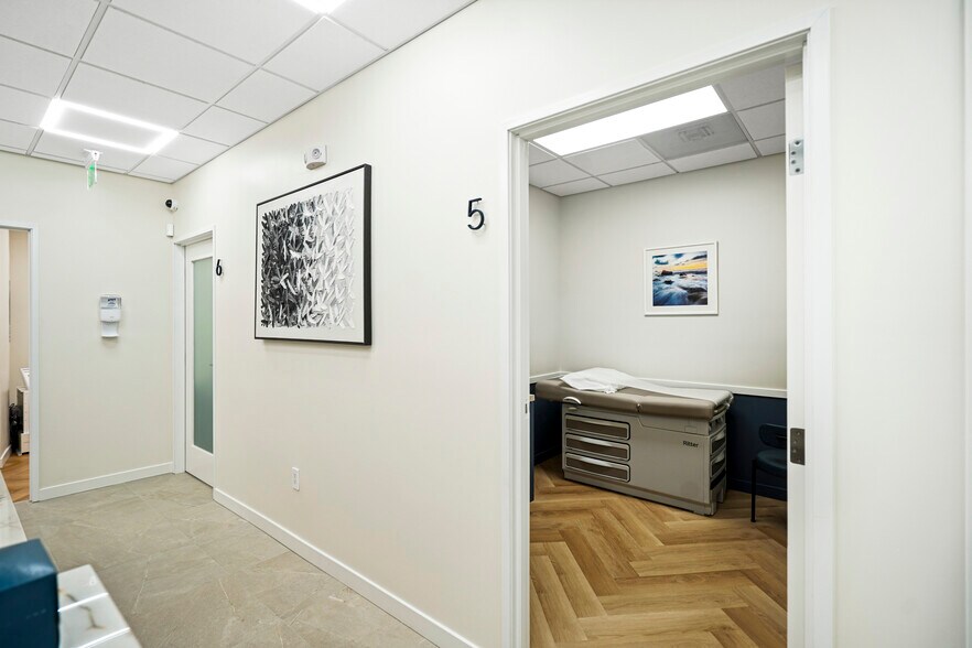 More Photos Of 11301 W Olympic Blvd, Los Angeles General Retail For Lease