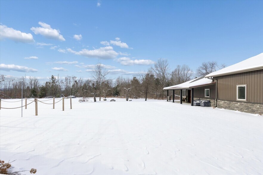 More Photos Of 8370 Lakeview Rd, Alanson Winery Vineyard For Sale