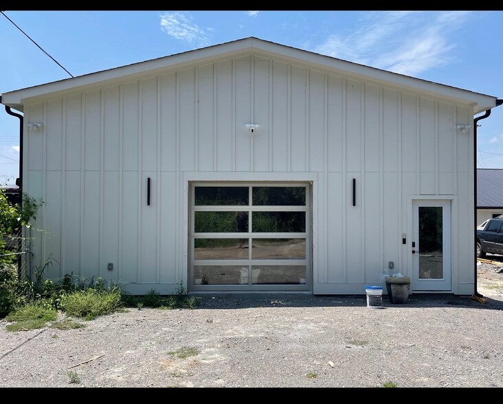 More Photos Of 1019 Whites Creek Pike, Nashville Flex For Sale