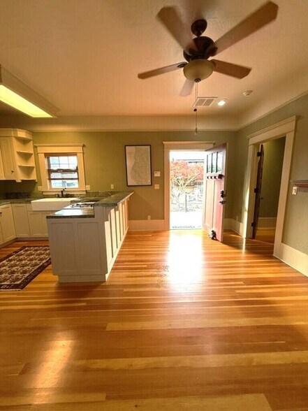 More Photos Of 755 12th St, Fortuna Office For Sale