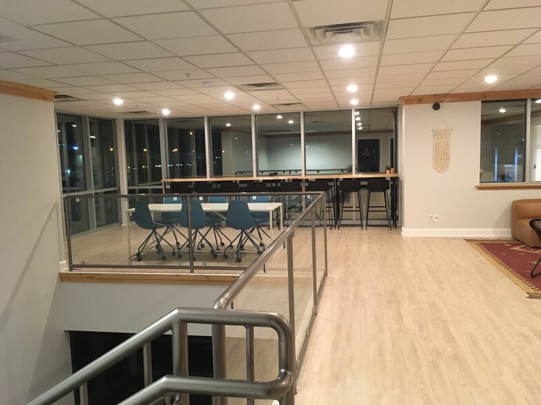 More Photos Of 476 N 1500 W, Orem Light Manufacturing For Sale