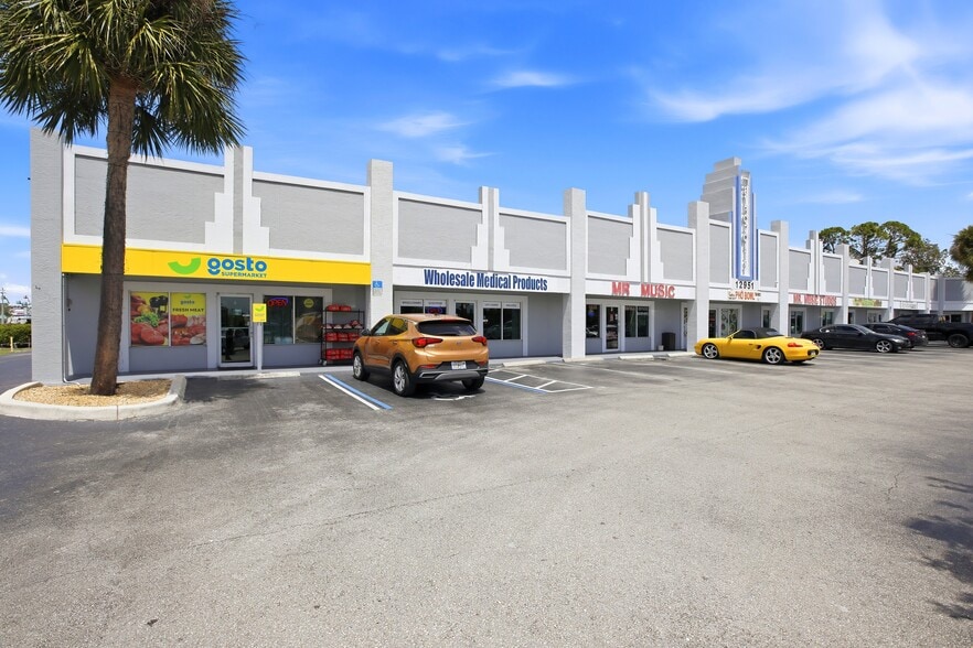 Primary Photo Of 12951 Metro Pkwy, Fort Myers Unknown For Lease