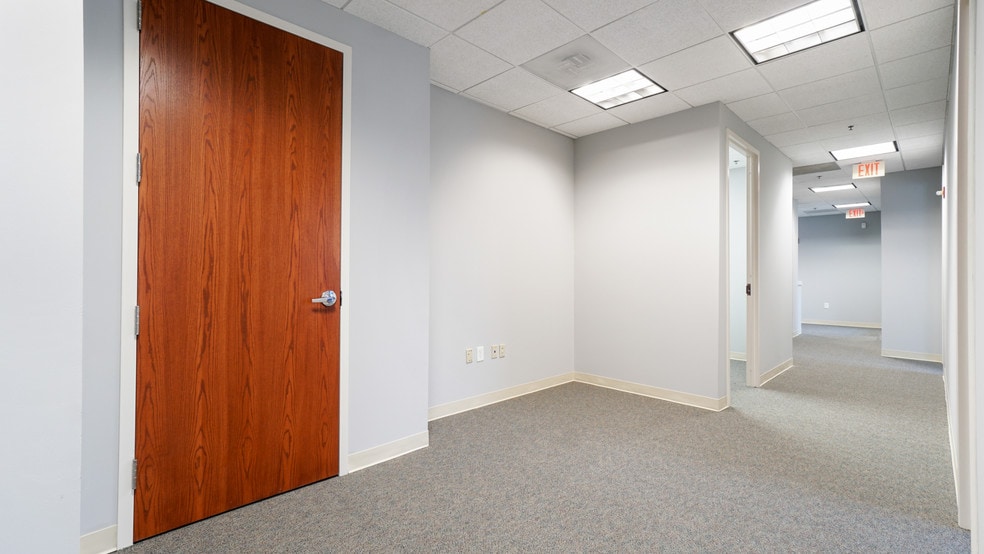 More Photos Of 9161 Liberia Ave, Manassas Medical For Sale