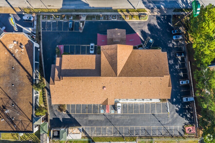 More Photos Of 6069 Macon Cv, Memphis Hotel For Sale