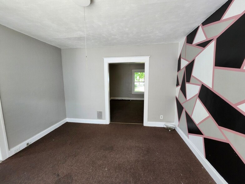 More Photos Of 120-128 Lenox St, Rochester Apartments For Sale