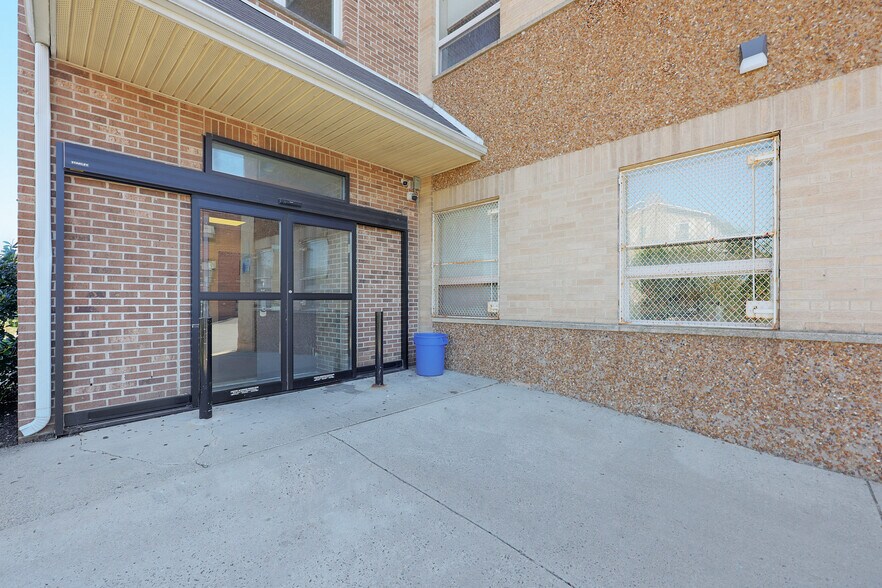 More Photos Of 110 S Grove St, East Orange Medical For Sale