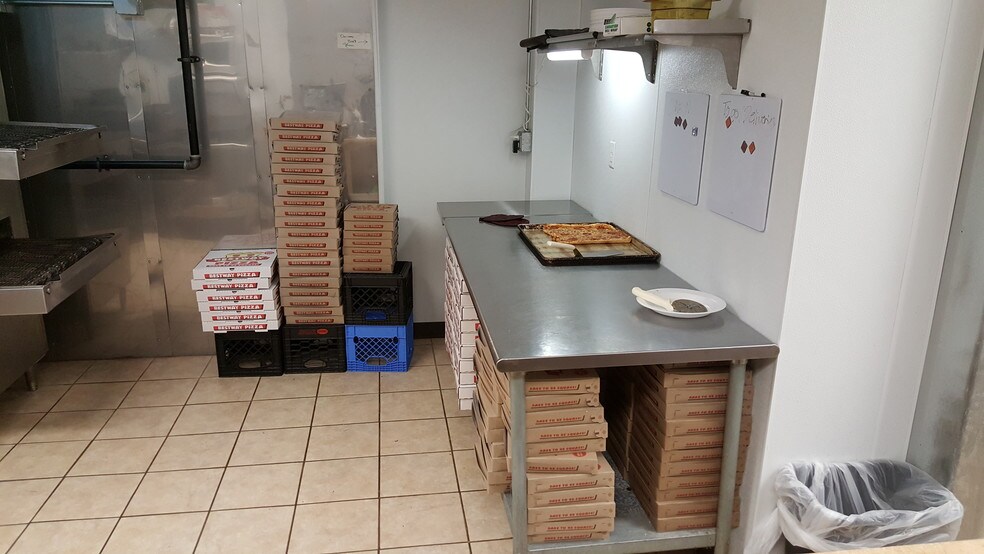 More Photos Of 659 Philadelphia St, Indiana Restaurant For Lease